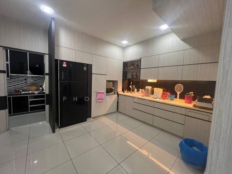 Semi-Detached House for Sale in Skudai (Johor) - Phoebe Foo - Kitchen - PropertyGuru.com.my