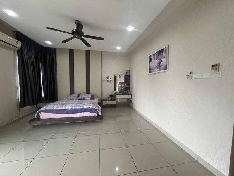 Semi-Detached House for Sale in Skudai (Johor) - Phoebe Foo - Bedroom - PropertyGuru.com.my