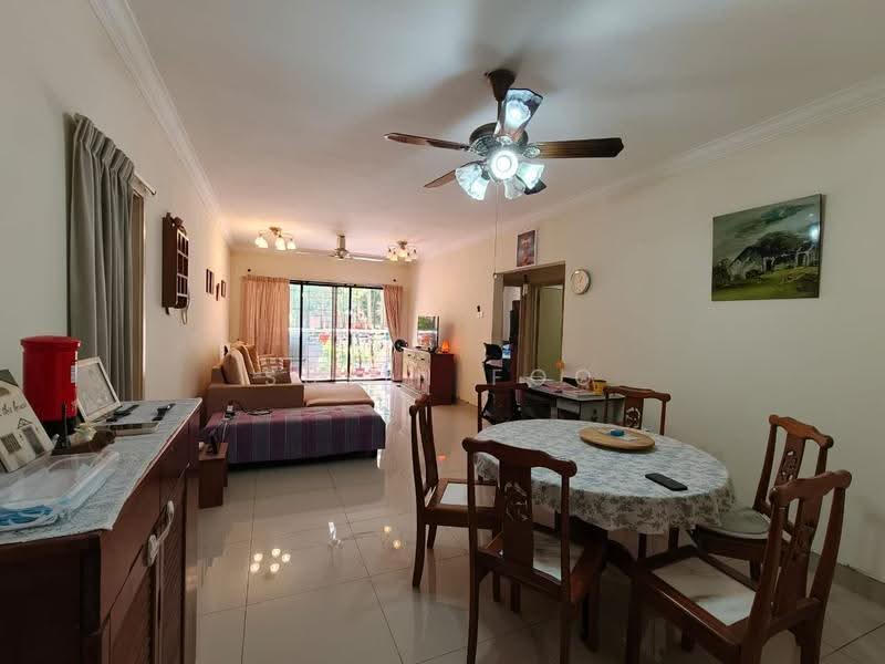 Kondominium untuk Disewa di Puncak Nusa Kelana - Suyin Foo - Living Room - PropertyGuru.com.my