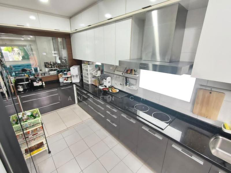 2-storey Terraced House for Sale in Bukit Indah (Iskandar Puteri (Nusajaya)) - Lauren Chai - Kitchen - PropertyGuru.com.my