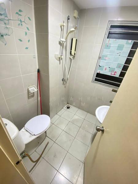 Apartment for Rent at Suria Ixora - Dr Shahril Nizam - Bathroom - PropertyGuru.com.my