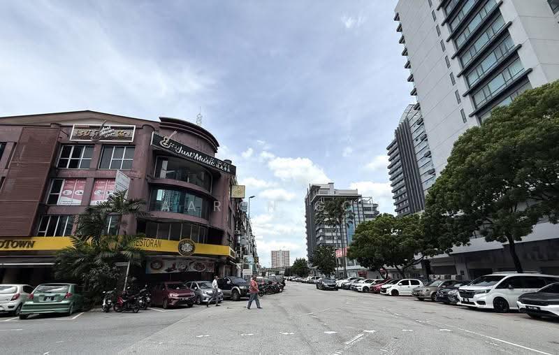 Office for Rent in Bandar Puteri Puchong (Puchong) - Aaron Goh - Exterior - PropertyGuru.com.my