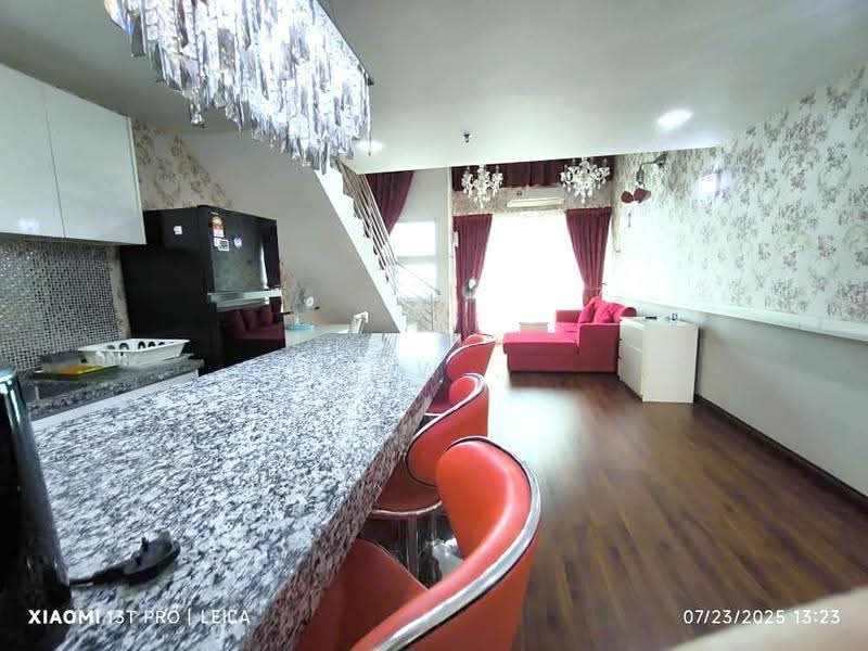 Service Residence for Sale at De Centrum Residences - Kew . - Kitchen - PropertyGuru.com.my