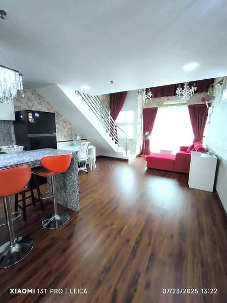 Service Residence for Sale at De Centrum Residences - Kew . - Living Room - PropertyGuru.com.my