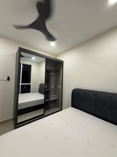 Kediaman Servis untuk Disewa di TRELLIS RESIDENCES - Jensen Goh - Bedroom - PropertyGuru.com.my
