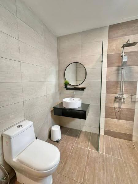 Service Residence for Sale at Molek Regency - Derrick Lim - PropertyGuru.com.my
