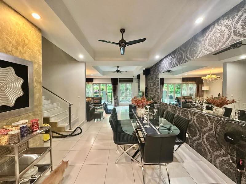 3-storey Terraced House for Sale in Denai Alam (Shah Alam) - Adzura Zamedin - Living Room - PropertyGuru.com.my