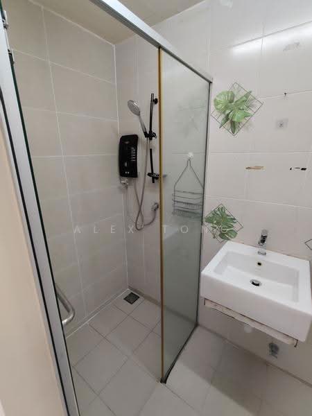 Service Residence for Rent at Suria Jelutong - Alex Tong - Bathroom - PropertyGuru.com.my
