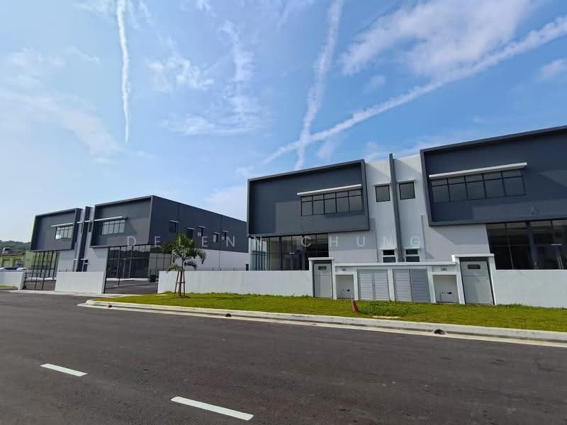 Semi-D Factory for Rent in Taman Perindustrian Meranti Jaya (Puchong) - Delenn Chung - Exterior - PropertyGuru.com.my