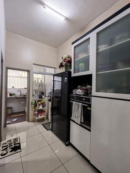 Rumah Teres 2-Tingkat untuk Dijual di Bandar Putra Kulai (Kulai) - Ruby Tan - Kitchen - PropertyGuru.com.my