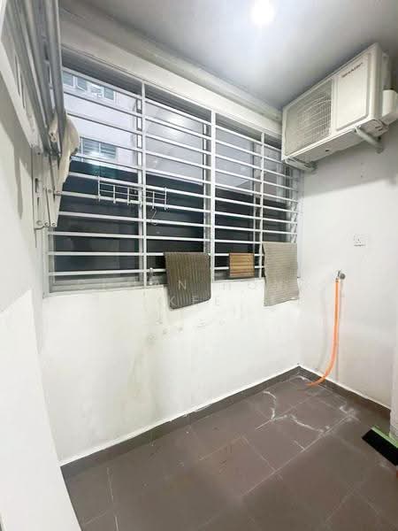 Service Residence for Sale at Larkin Heights - Chuan Hong Kee - Balcony - PropertyGuru.com.my