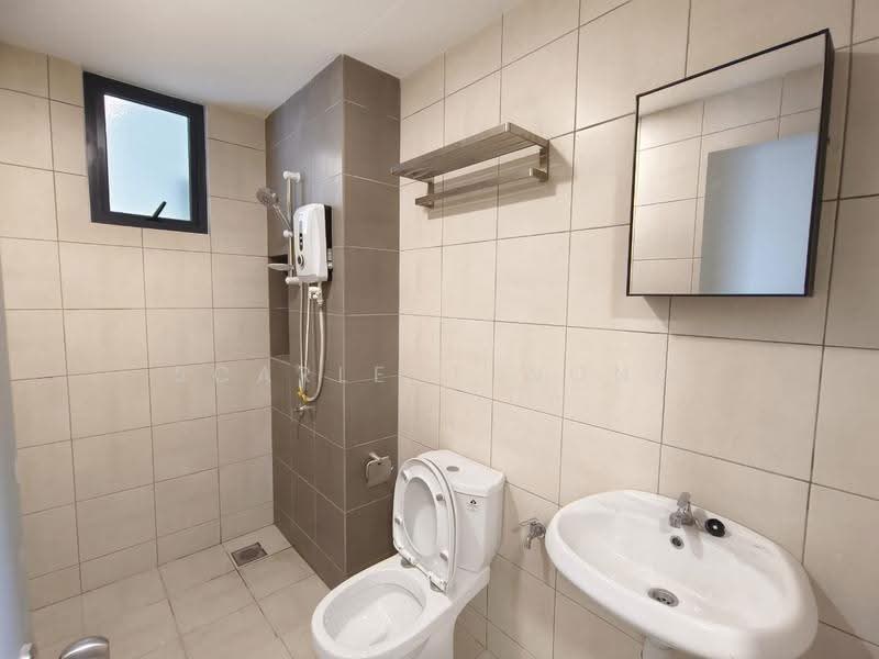 Kediaman Servis untuk Disewa di ANYA at Shorea Park - Scarlett Wong - Bathroom - PropertyGuru.com.my