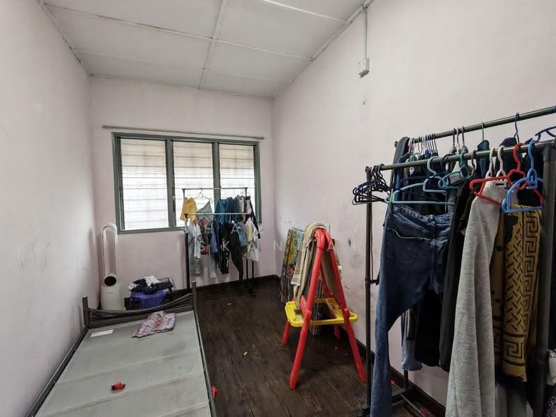 Rumah Teres 2-Tingkat untuk Dijual di Batu Caves (Selangor) - Shaziery Iskandar - Bedroom - PropertyGuru.com.my