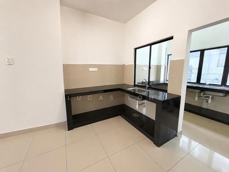 2.5-storey Terraced House for Sale in Bandar Puteri Puchong (Puchong) - Lucas Loh - Kitchen - PropertyGuru.com.my