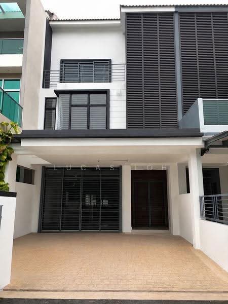 2.5-storey Terraced House for Sale in Bandar Puteri Puchong (Puchong) - Lucas Loh - Exterior - PropertyGuru.com.my