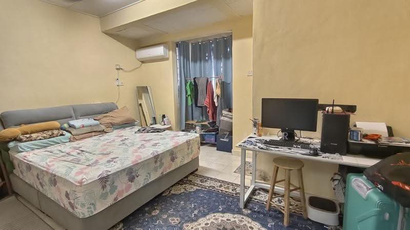2-storey Terraced House for Sale in Taman Putra Prima (Puchong) - Luqman Zamri - Bedroom - PropertyGuru.com.my