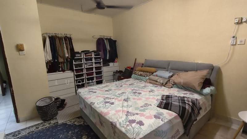 2-storey Terraced House for Sale in Taman Putra Prima (Puchong) - Luqman Zamri - Bedroom - PropertyGuru.com.my