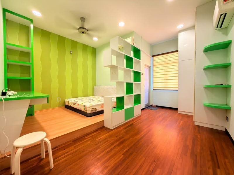Rumah Berkembar untuk Dijual di Taman Perling (Perling) - Darren Hong - Bedroom - PropertyGuru.com.my