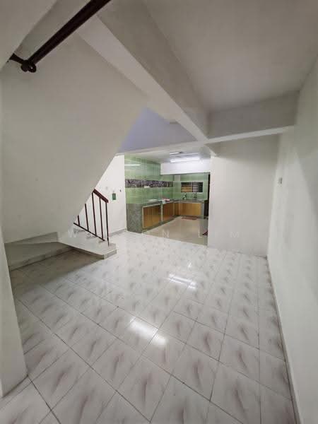 Rumah Teres 3-Tingkat untuk Dijual di Taman Sri Muda (Shah Alam) - Wilson Lim - Dining area - PropertyGuru.com.my