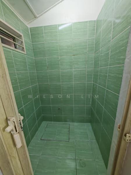 Rumah Teres 3-Tingkat untuk Dijual di Taman Sri Muda (Shah Alam) - Wilson Lim - Bathroom - PropertyGuru.com.my