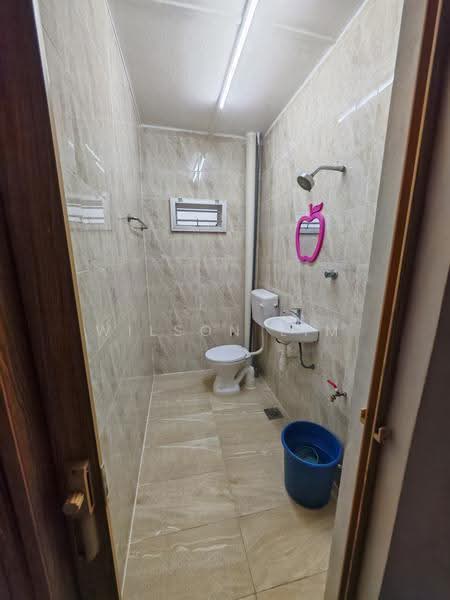 Rumah Teres 3-Tingkat untuk Dijual di Taman Sri Muda (Shah Alam) - Wilson Lim - Bathroom - PropertyGuru.com.my