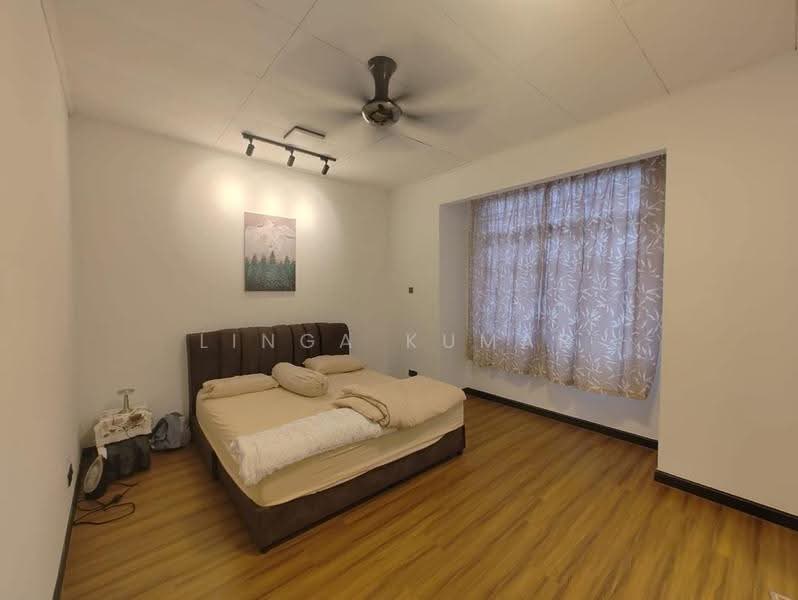 Rumah Teres 2-Tingkat untuk Dijual di Subang (Selangor) - Linga Kumar - Bedroom - PropertyGuru.com.my