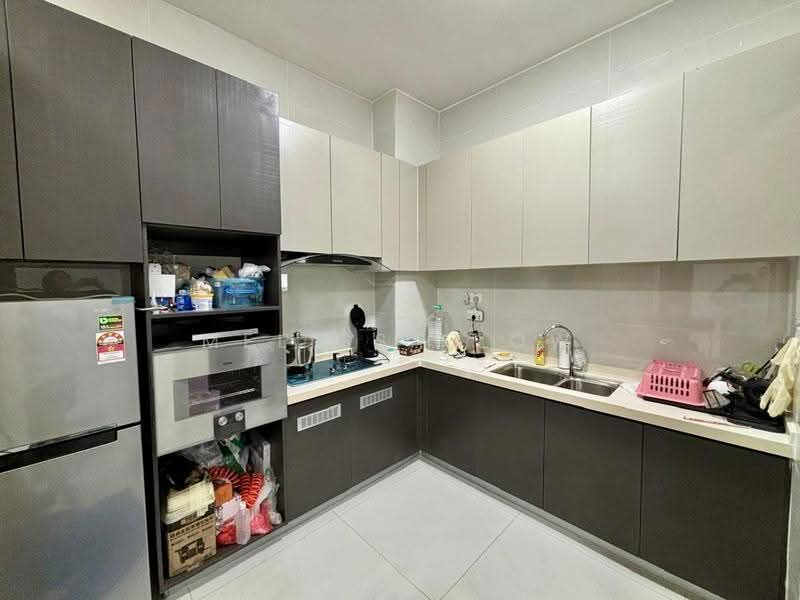 Condominium for Sale at Royal Strand @ Country Garden Danga Bay - Melissa Low - Kitchen - PropertyGuru.com.my