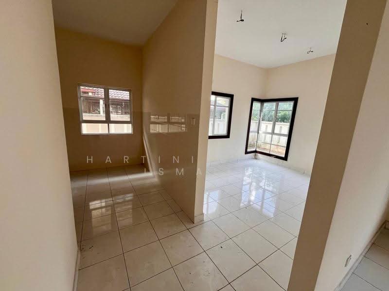 2-storey Terraced House for Sale in Denai Alam (Shah Alam) - Hartini Binti Ismail - Interior - PropertyGuru.com.my
