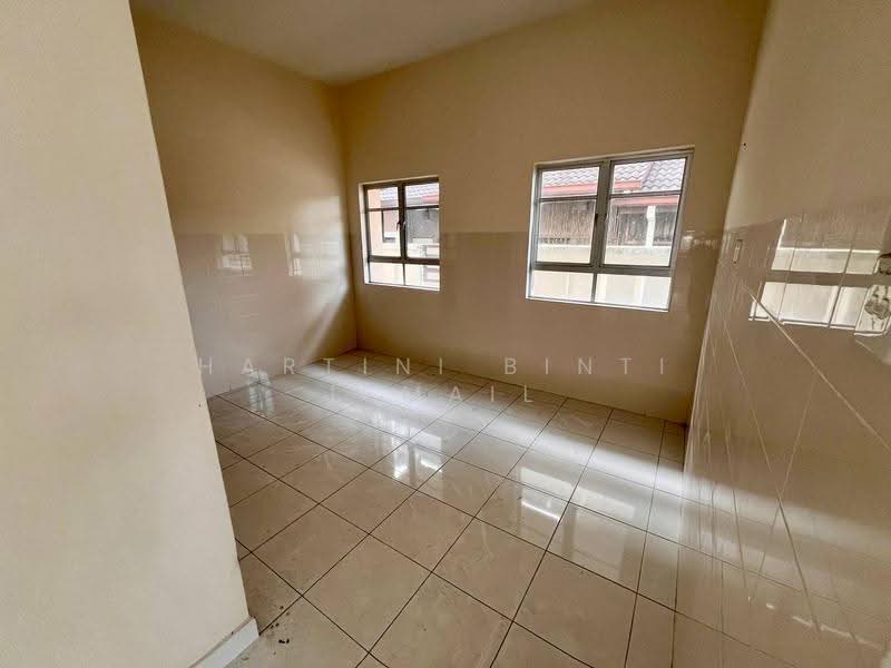 2-storey Terraced House for Sale in Denai Alam (Shah Alam) - Hartini Binti Ismail - Interior - PropertyGuru.com.my