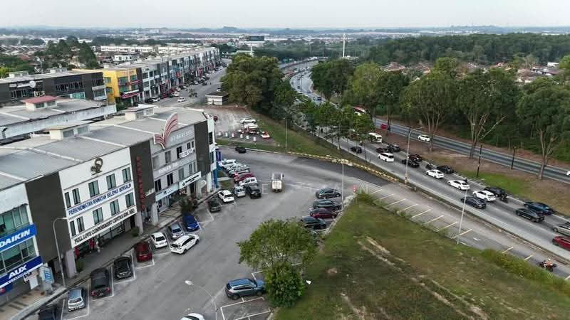 Shop for Rent in Taman Gaya (Ulu Tiram) - June Tan - Exterior - PropertyGuru.com.my