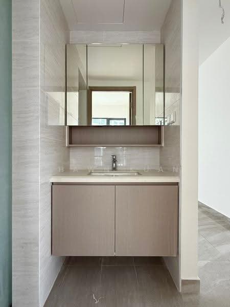 Kediaman Servis untuk Dijual di Baron Residence @ Lake City - Shawn Kuan - Bathroom - PropertyGuru.com.my
