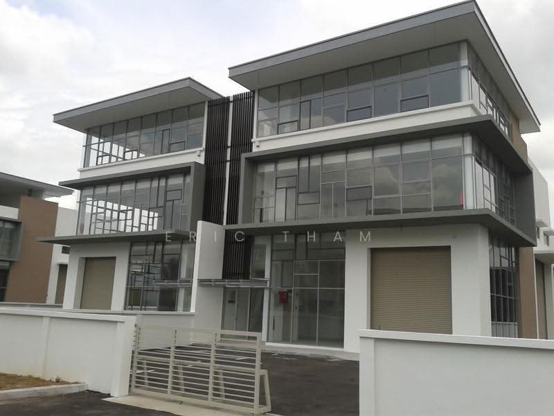 Semi-D Factory for Sale in Taman Perindustrian Meranti Jaya (Puchong) - Eric Tham - Exterior - PropertyGuru.com.my
