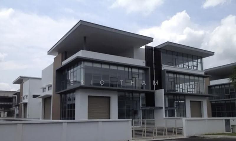 Semi-D Factory for Sale in Taman Perindustrian Meranti Jaya (Puchong) - Eric Tham - Exterior - PropertyGuru.com.my