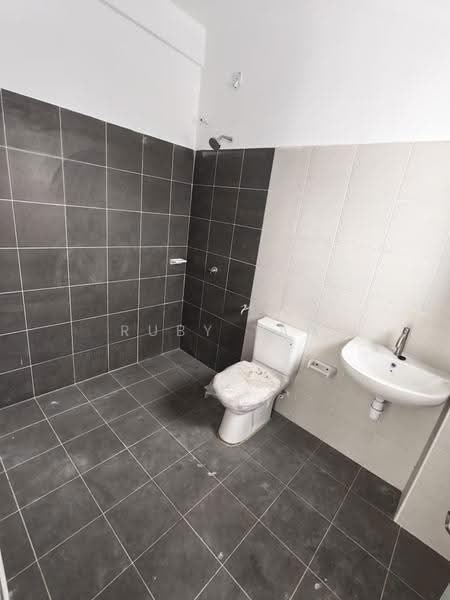 Rumah Kluster untuk Dijual di Taman Pulai Mutiara (Iskandar Puteri (Nusajaya)) - Ruby Tan - Bathroom - PropertyGuru.com.my