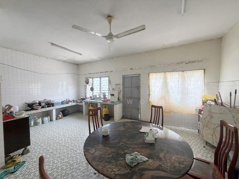 2-storey Terraced House for Sale in Taman Selayang Baru (Selayang) - Coyee Wong - Kitchen - PropertyGuru.com.my