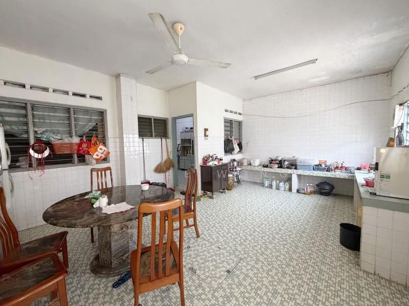 2-storey Terraced House for Sale in Taman Selayang Baru (Selayang) - Coyee Wong - Kitchen - PropertyGuru.com.my