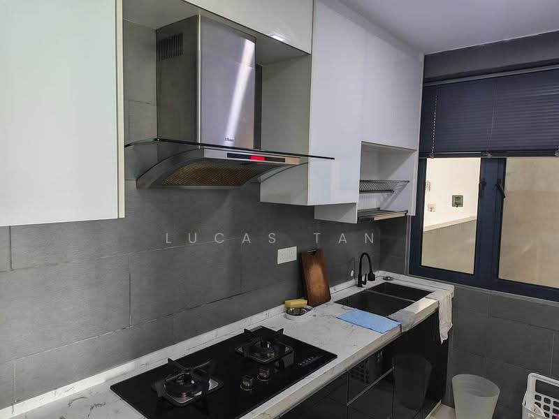 Kondominium untuk Dijual di Ascenda Residence @ Skyarena - Lucas Tan - Kitchen - PropertyGuru.com.my