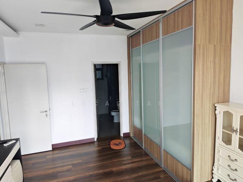 Kondominium untuk Dijual di Ascenda Residence @ Skyarena - Lucas Tan - Bedroom - PropertyGuru.com.my