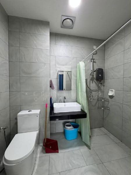 Kediaman Servis untuk Disewa di Sky Trees - Kenny Wong Chen Yao - Bathroom - PropertyGuru.com.my