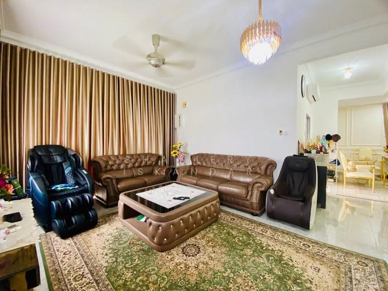 Bungalow House untuk Dijual di Taman Templer Saujana (Rawang) - Shaziery Iskandar - Living Room - PropertyGuru.com.my