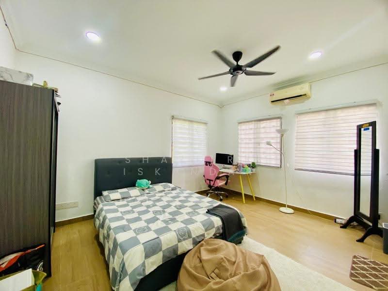 Bungalow House untuk Dijual di Taman Templer Saujana (Rawang) - Shaziery Iskandar - Bedroom - PropertyGuru.com.my