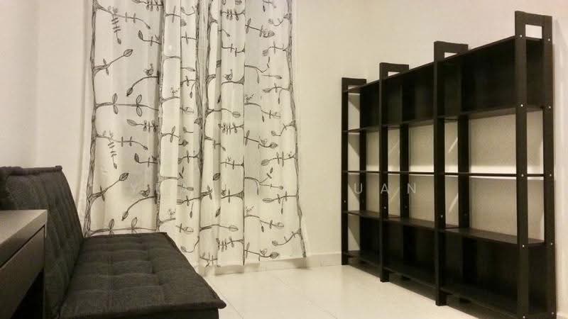 Kondominium untuk Dijual di Elit Heights @ Bayan City - Yeap Yu Quan - Living Room - PropertyGuru.com.my