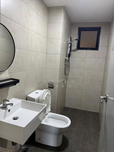 Kediaman Servis untuk Dijual di M Luna - Jayden Chong - Bathroom - PropertyGuru.com.my