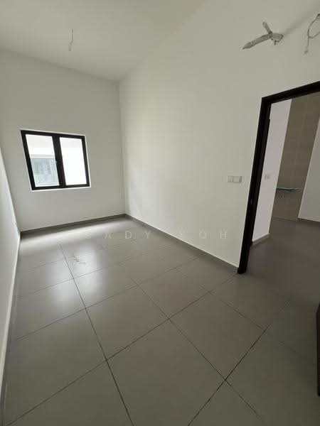 Rumah Teres 3-Tingkat untuk Dijual di Batu 9 (Cheras) - Cady Koh - PropertyGuru.com.my