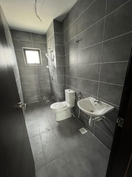 Rumah Teres 3-Tingkat untuk Dijual di Batu 9 (Cheras) - Cady Koh - PropertyGuru.com.my