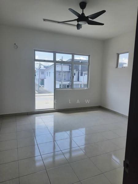 2-storey Terraced House for Rent in Bandar Tasik Kesuma (Beranang) - CK Law - Living Room - PropertyGuru.com.my