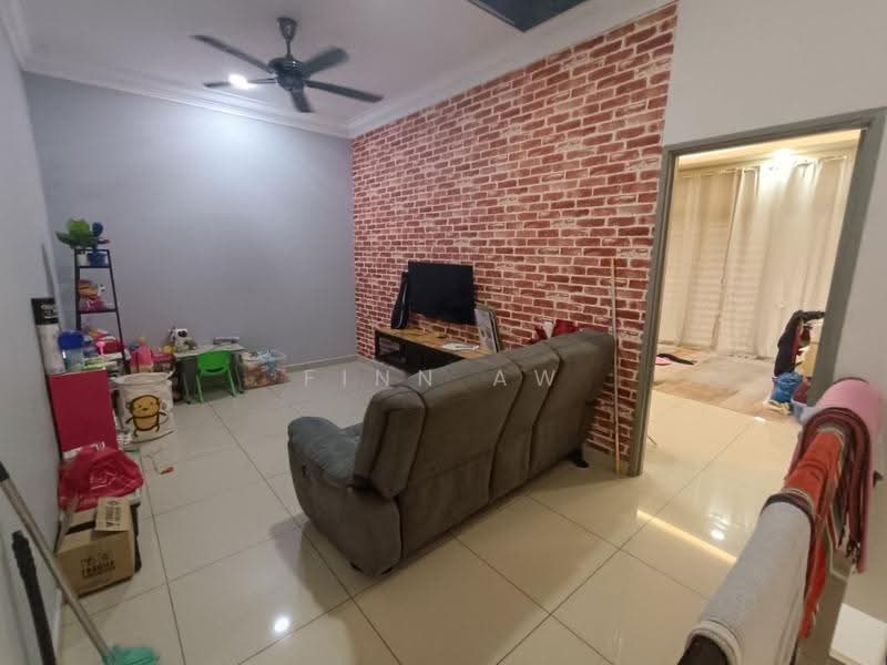 2-storey Terraced House for Sale in Mutiara Rini (Skudai) - Finn Aw - Living Room - PropertyGuru.com.my