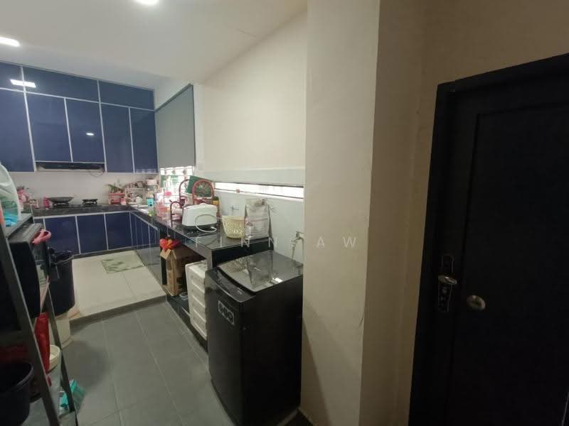 2-storey Terraced House for Sale in Mutiara Rini (Skudai) - Finn Aw - Kitchen - PropertyGuru.com.my
