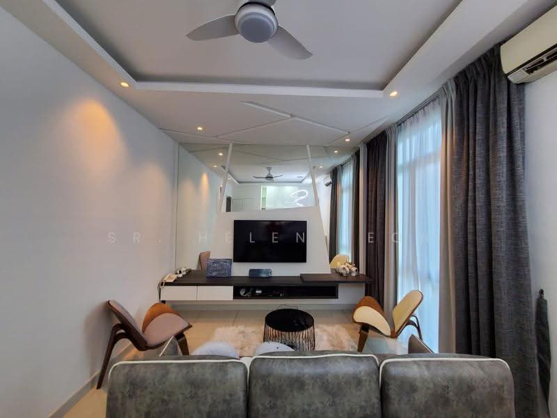 Kondominium untuk Disewa di The LIGHT COLLECTION II - Sr. Helen Teoh - Living Room - PropertyGuru.com.my