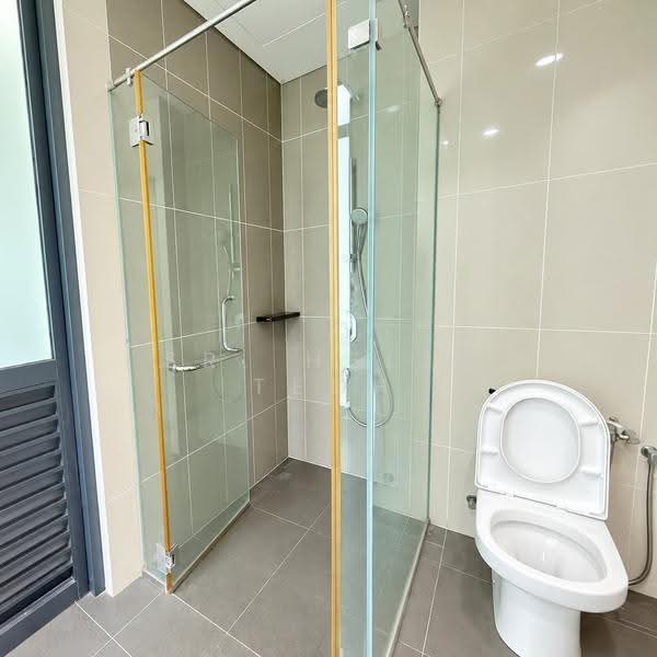 Condominium for Rent at The LIGHT COLLECTION II - Sr. Helen Teoh - Bathroom - PropertyGuru.com.my